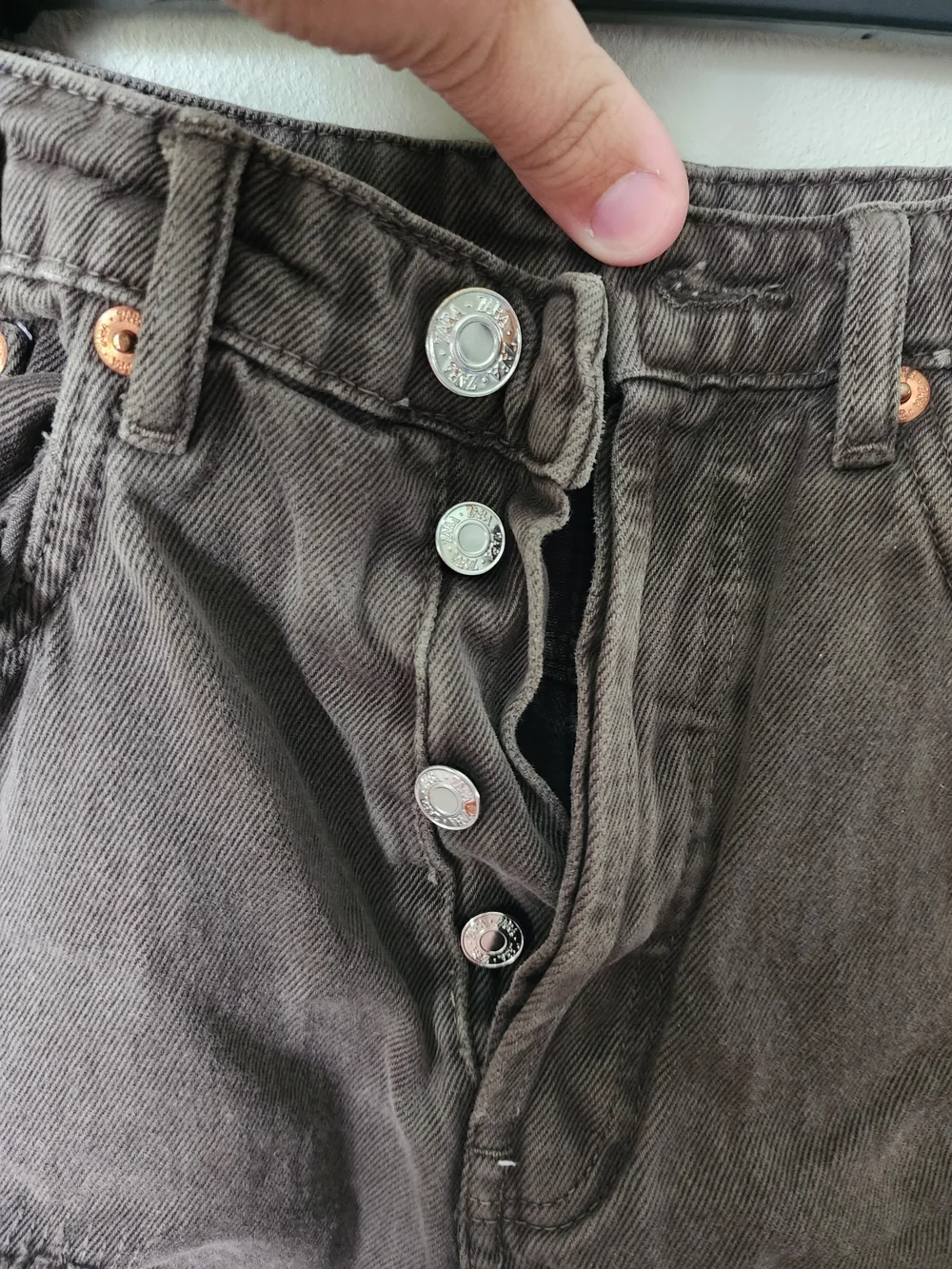 Zara Distressed Denim Shorts Size 4